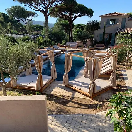 Hotel L'escalet 4*