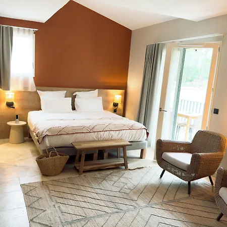 Отель L'escalet 4*